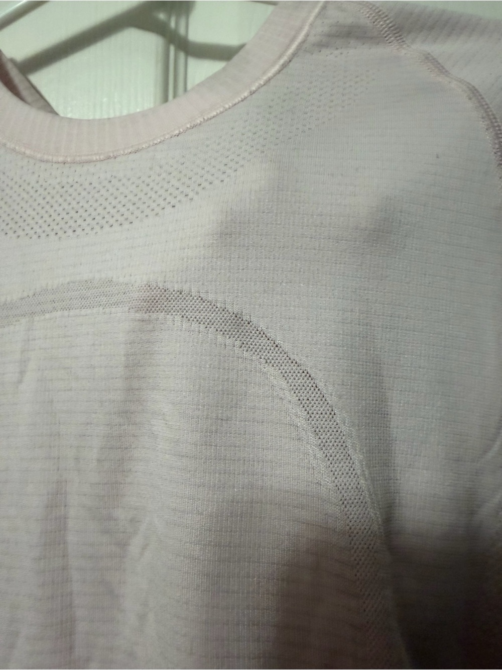 Lululemon long sleeve swiftly size 6 euc - Picture 7 of 7